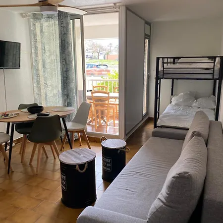 4 Personnes Avec Piscine Au Cap D Au Pied Du Port Et 5 Mn à Pied De La Du Môle Apartamento *