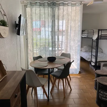 Apartment 4 Personnes Avec Piscine Au Cap D Au Pied Du Port Et 5 Mn A Pied De La Du Mole